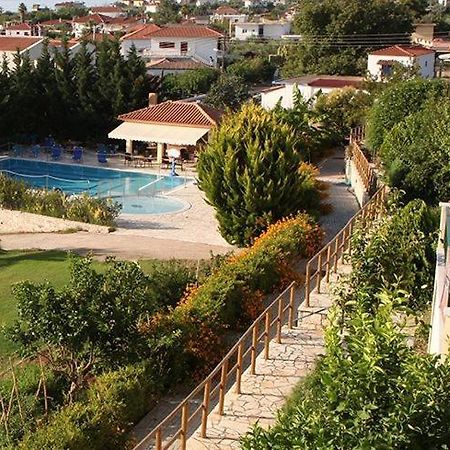 Il Villaggio Chrani Esterno foto