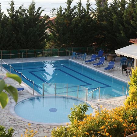 Il Villaggio Chrani Esterno foto