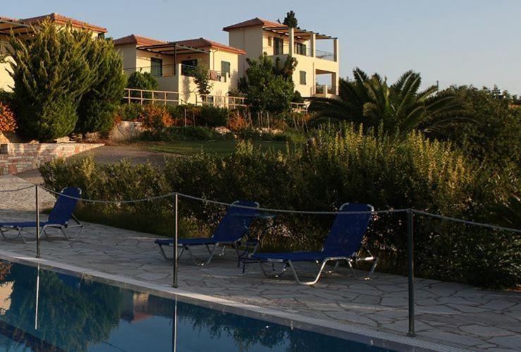 Il Villaggio Chrani Esterno foto